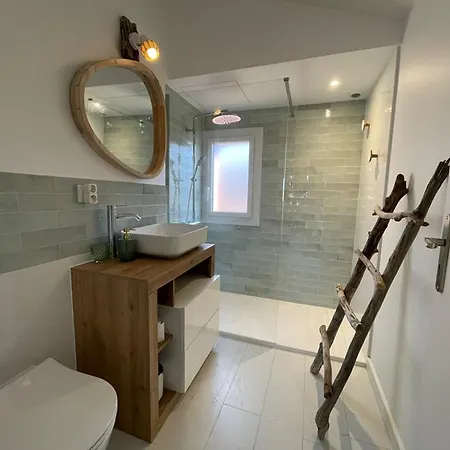 Villa Rénovée Avec Accès Plage, Clim, Wifi, Parking - Fr-1-413-248 *